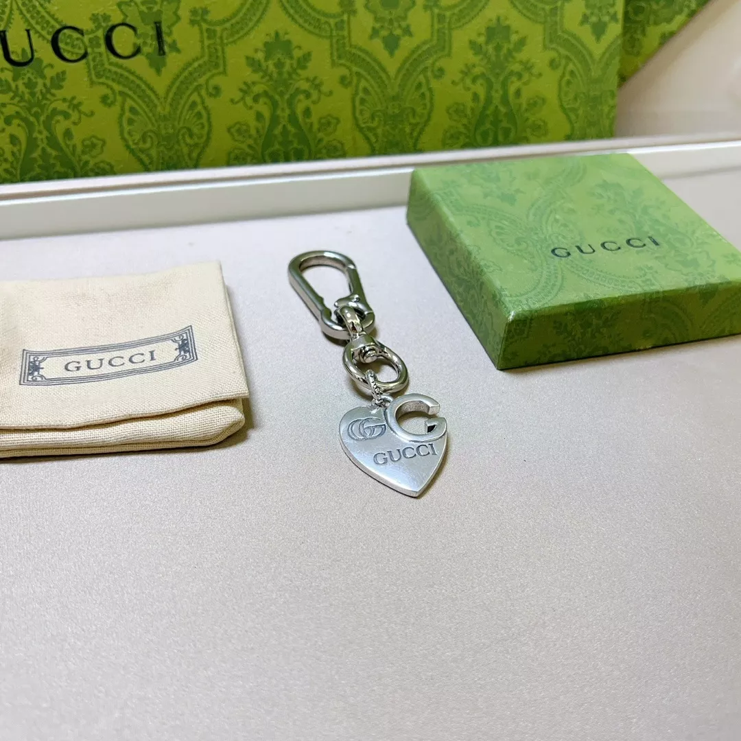 gucci key holder and boucle de sac s_12b15763